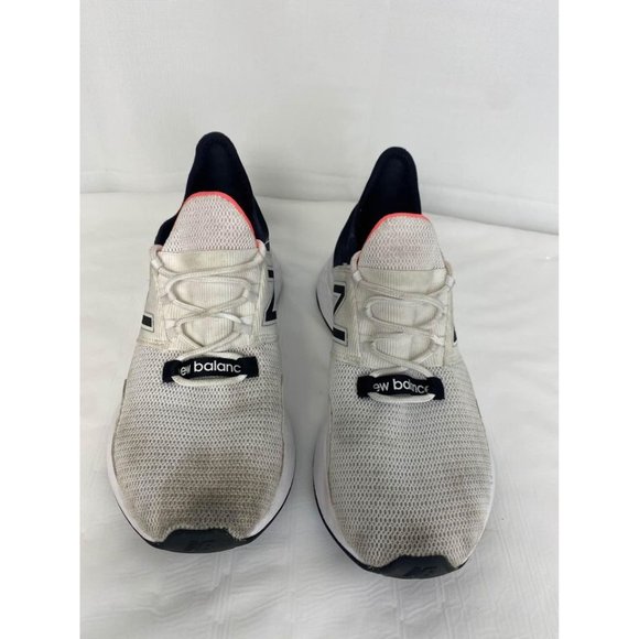 New Balance Women’s Fresh Foam R White Black Running Shoes size 7 - Picture 2 of 6